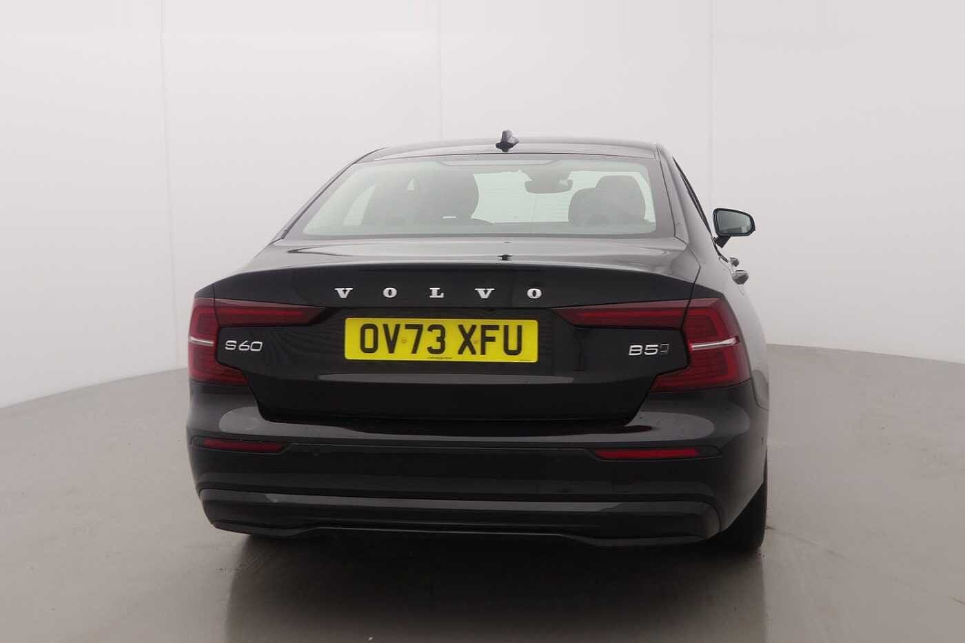 Volvo S60 Plus, B5 AWD Mild hybrid, Petrol, Dark