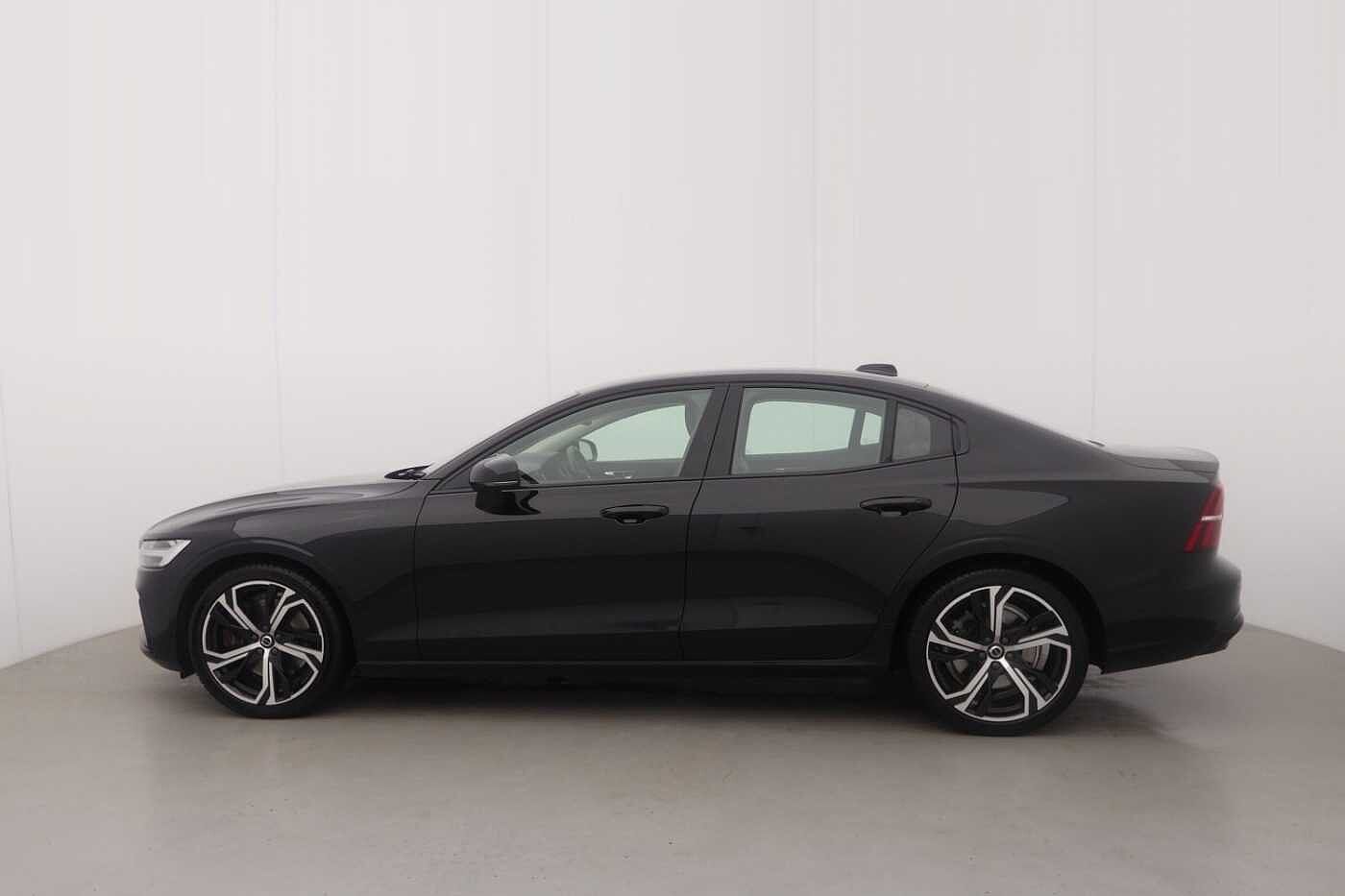 Volvo S60 Plus, B5 AWD Mild hybrid, Petrol, Dark