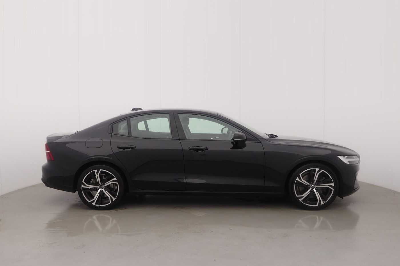 Volvo S60 Plus, B5 AWD Mild hybrid, Petrol, Dark