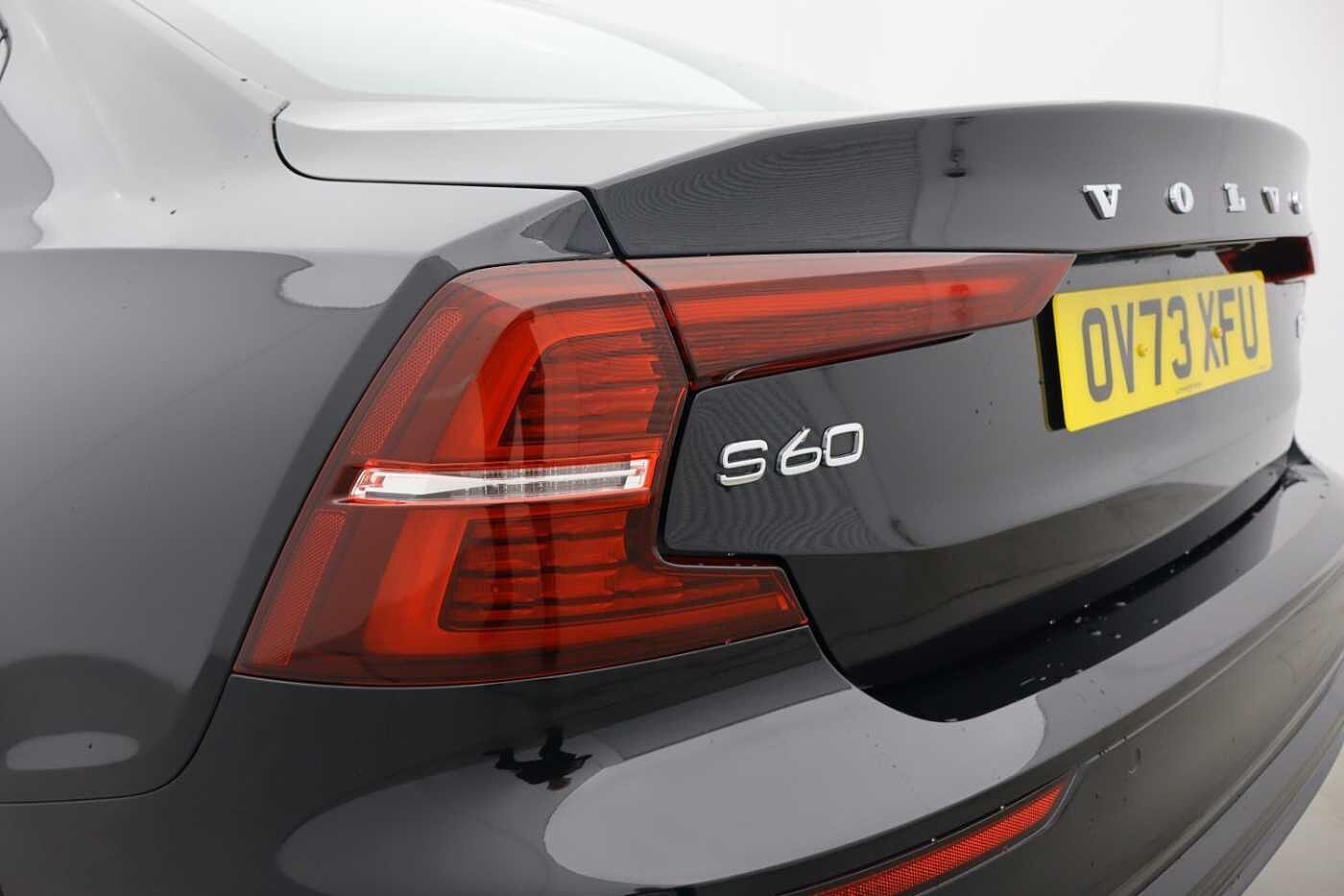 Volvo S60 Plus, B5 AWD Mild hybrid, Petrol, Dark