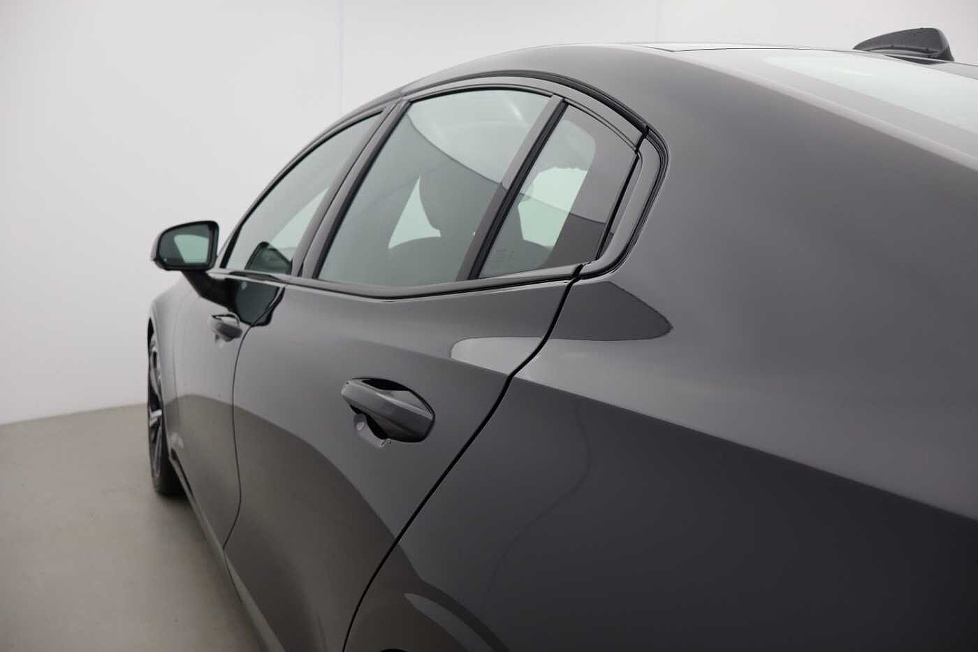 Volvo S60 Plus, B5 AWD Mild hybrid, Petrol, Dark