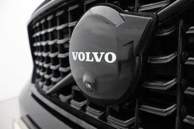 Volvo XC40 Black Edition Ultra, B3 Mild hybrid, Petrol