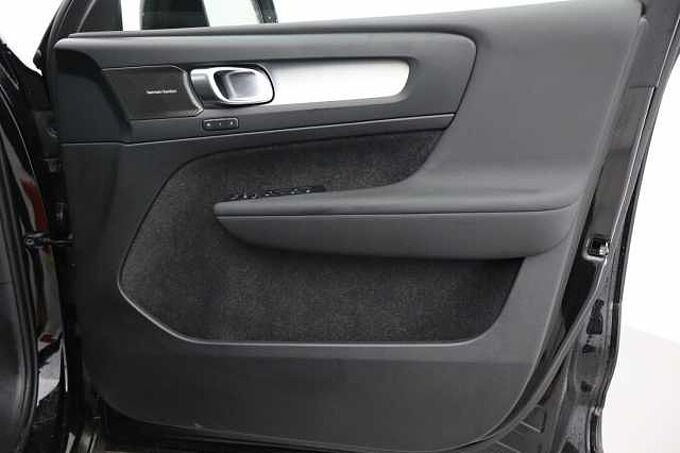 Volvo XC40 Black Edition Ultra, B3 Mild hybrid, Petrol