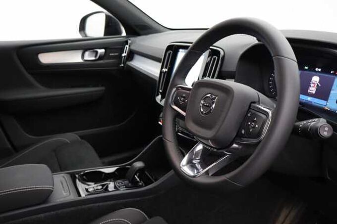 Volvo XC40 Black Edition Ultra, B3 Mild hybrid, Petrol