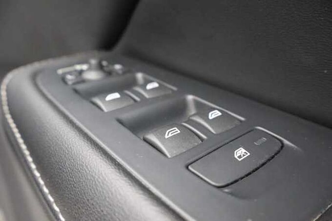 Volvo S60 T5 Inscription Plus Automatic