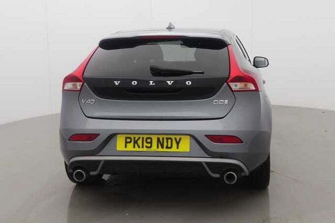 Volvo V40 D2 R-Design Pro Manual