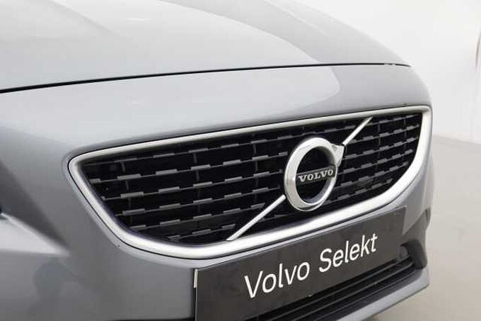 Volvo V40 D2 R-Design Pro Manual