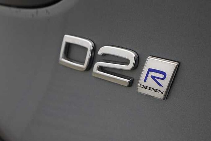 Volvo V40 D2 R-Design Pro Manual