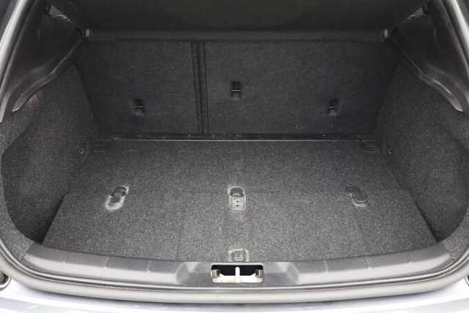 Volvo V40 D2 R-Design Pro Manual