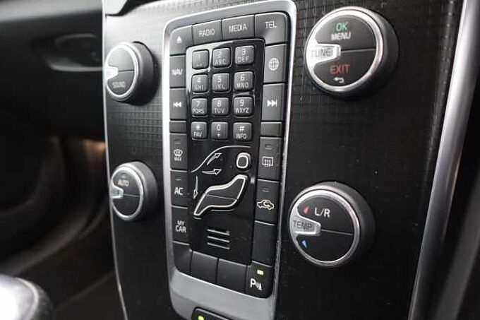Volvo V40 D2 R-Design Pro Manual