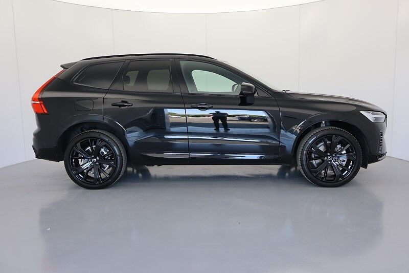 Volvo XC60 Black Edition Ultra, T8 AWD Plug-in hybrid, Electric/Petrol