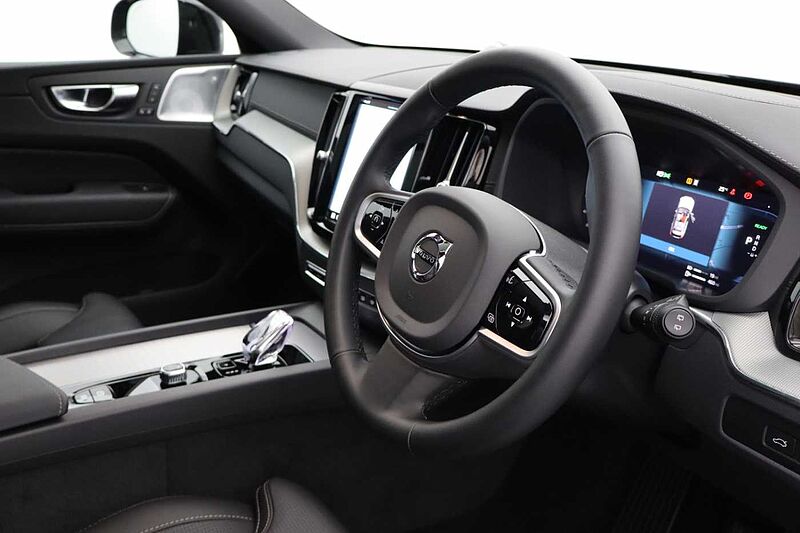 Volvo XC60 Black Edition Ultra, T8 AWD Plug-in hybrid, Electric/Petrol