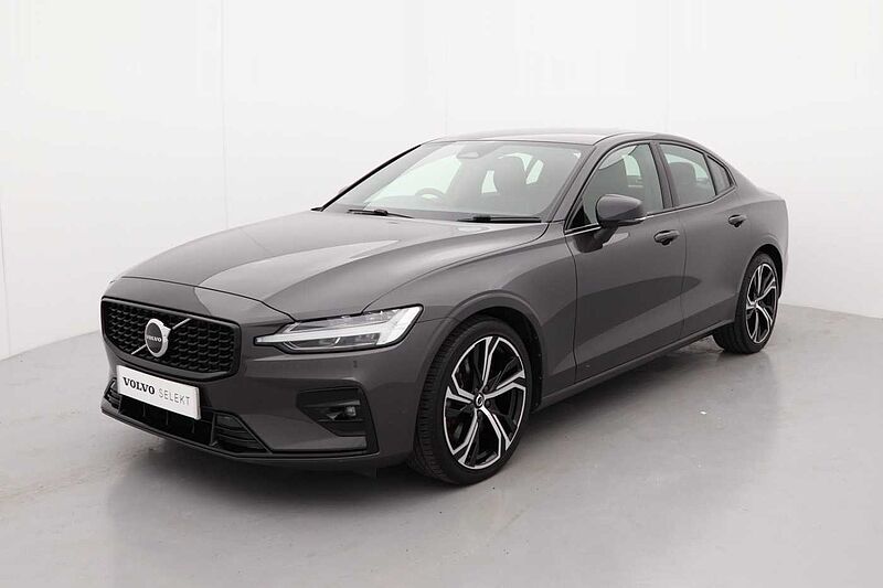 Volvo S60 Plus, B5 mild hybrid, Petrol, Dark