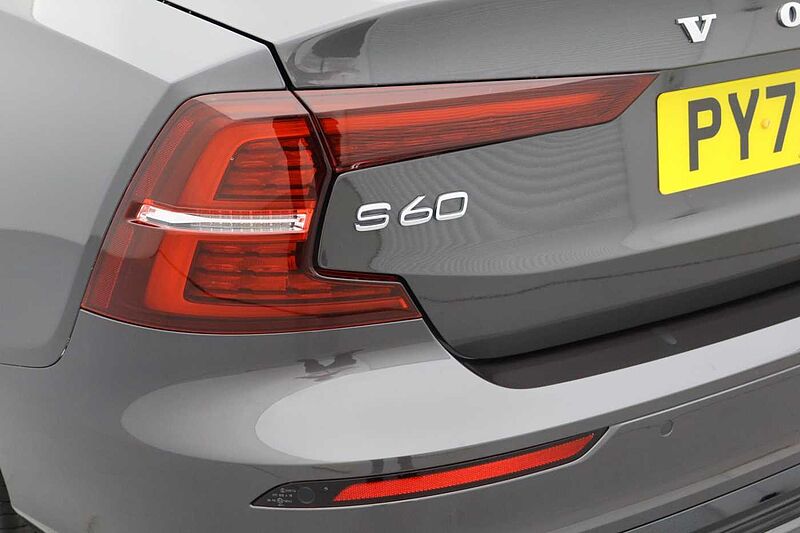 Volvo S60 Plus, B5 mild hybrid, Petrol, Dark