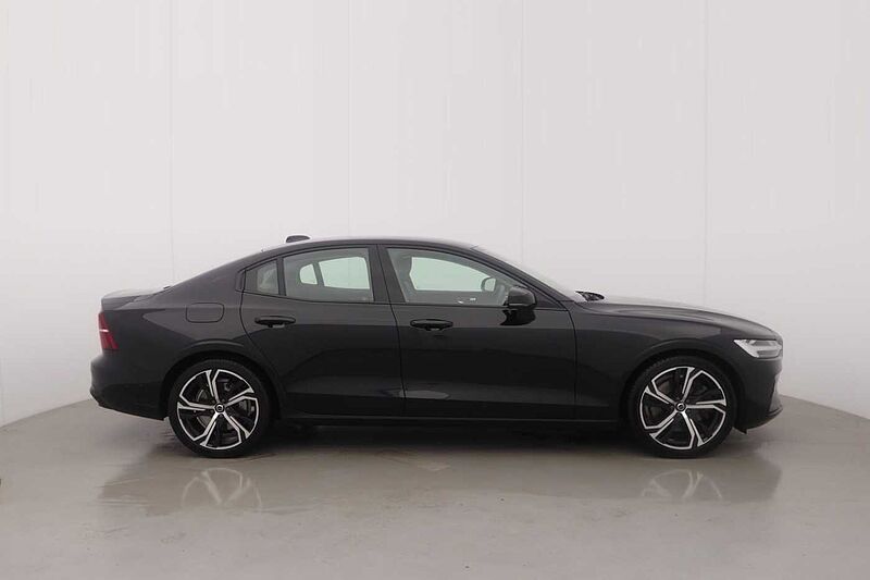 Volvo S60 Plus, B5 AWD Mild hybrid, Petrol, Dark