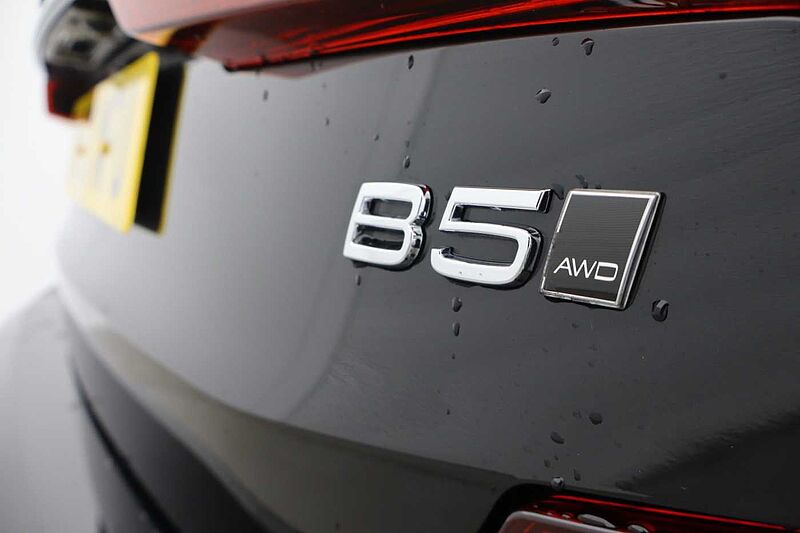 Volvo S60 Plus, B5 AWD Mild hybrid, Petrol, Dark