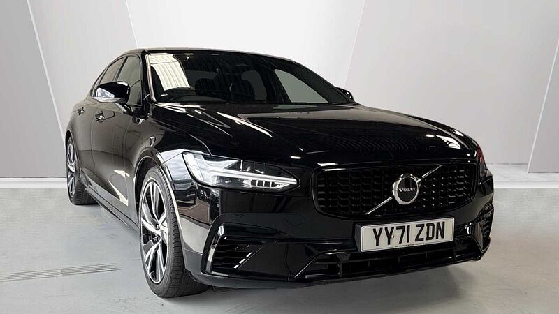 Volvo S90 Recharge R-Design, T8 AWD plug-in(Rear Camera-19'Alloys-Tinted Windows)