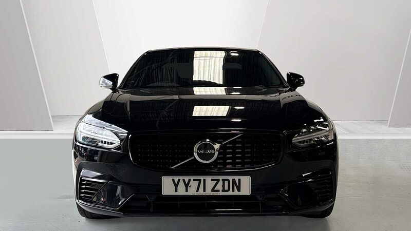 Volvo S90 Recharge R-Design, T8 AWD plug-in(Rear Camera-19'Alloys-Tinted Windows)