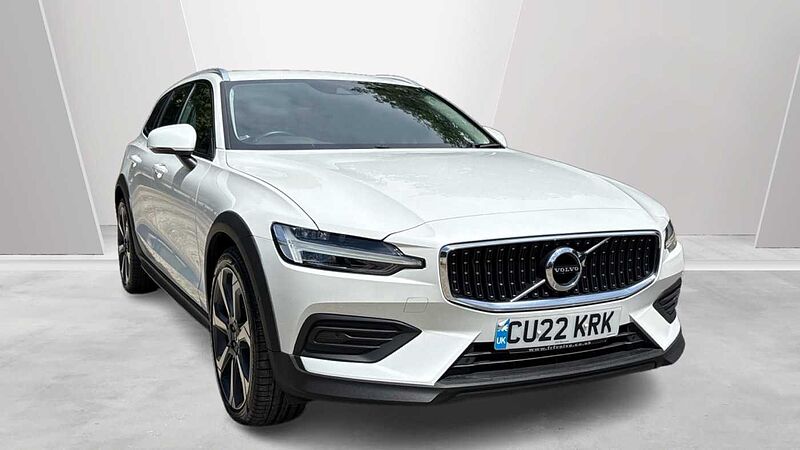 Volvo V60 Cross Country Cross Country, B5 AWD mild hybrid(Rear Camera-20'Alloys-Heated Seats)