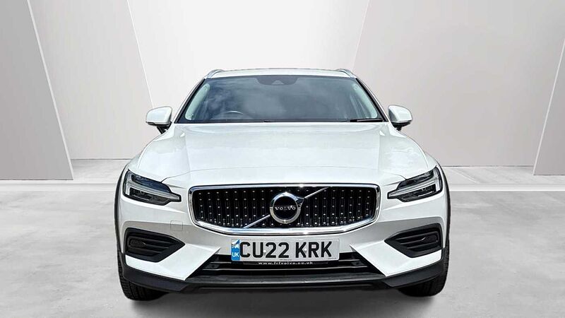 Volvo V60 Cross Country Cross Country, B5 AWD mild hybrid(Rear Camera-20'Alloys-Heated Seats)