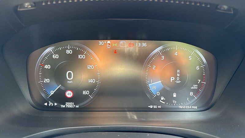 Volvo V60 Cross Country Cross Country, B5 AWD mild hybrid(Rear Camera-20'Alloys-Heated Seats)