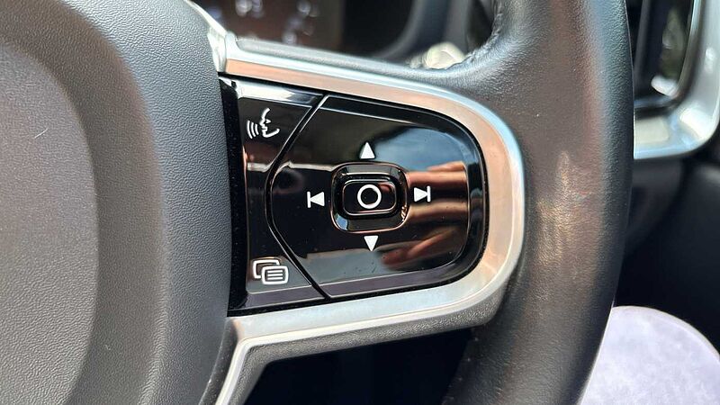 Volvo V60 Cross Country Cross Country, B5 AWD mild hybrid(Rear Camera-20'Alloys-Heated Seats)