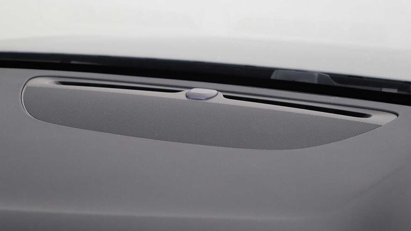 Volvo V60 B5 (P) AWD Pro (Driver Assist pack, Climate Pack, Tinted Windows)