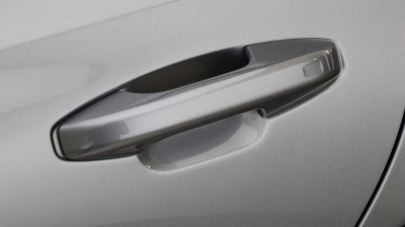 Volvo V60 B5 (P) AWD Pro (Driver Assist pack, Climate Pack, Tinted Windows)