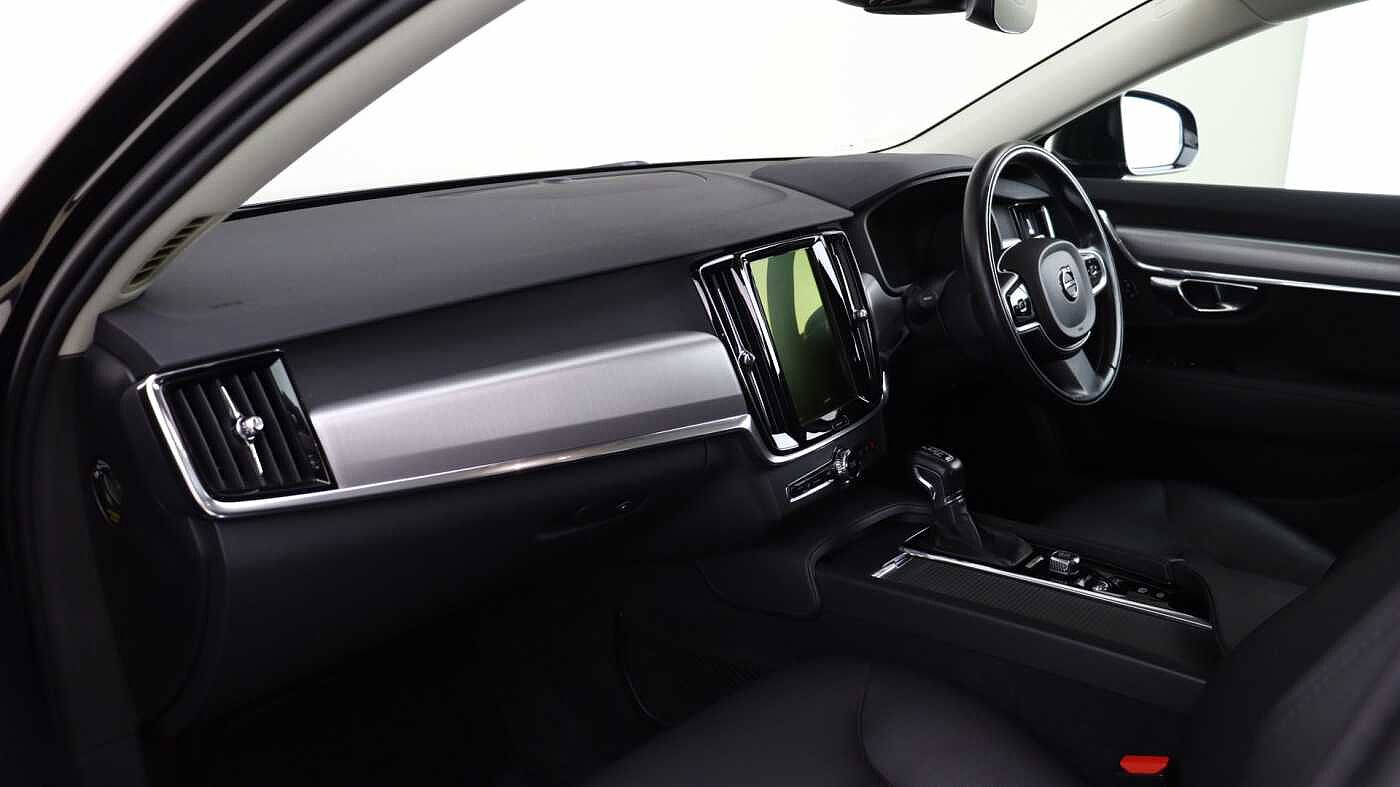 Volvo S90 D4 Momentum Auto (Pilot Assist, Winter Pack, Bluetooth)