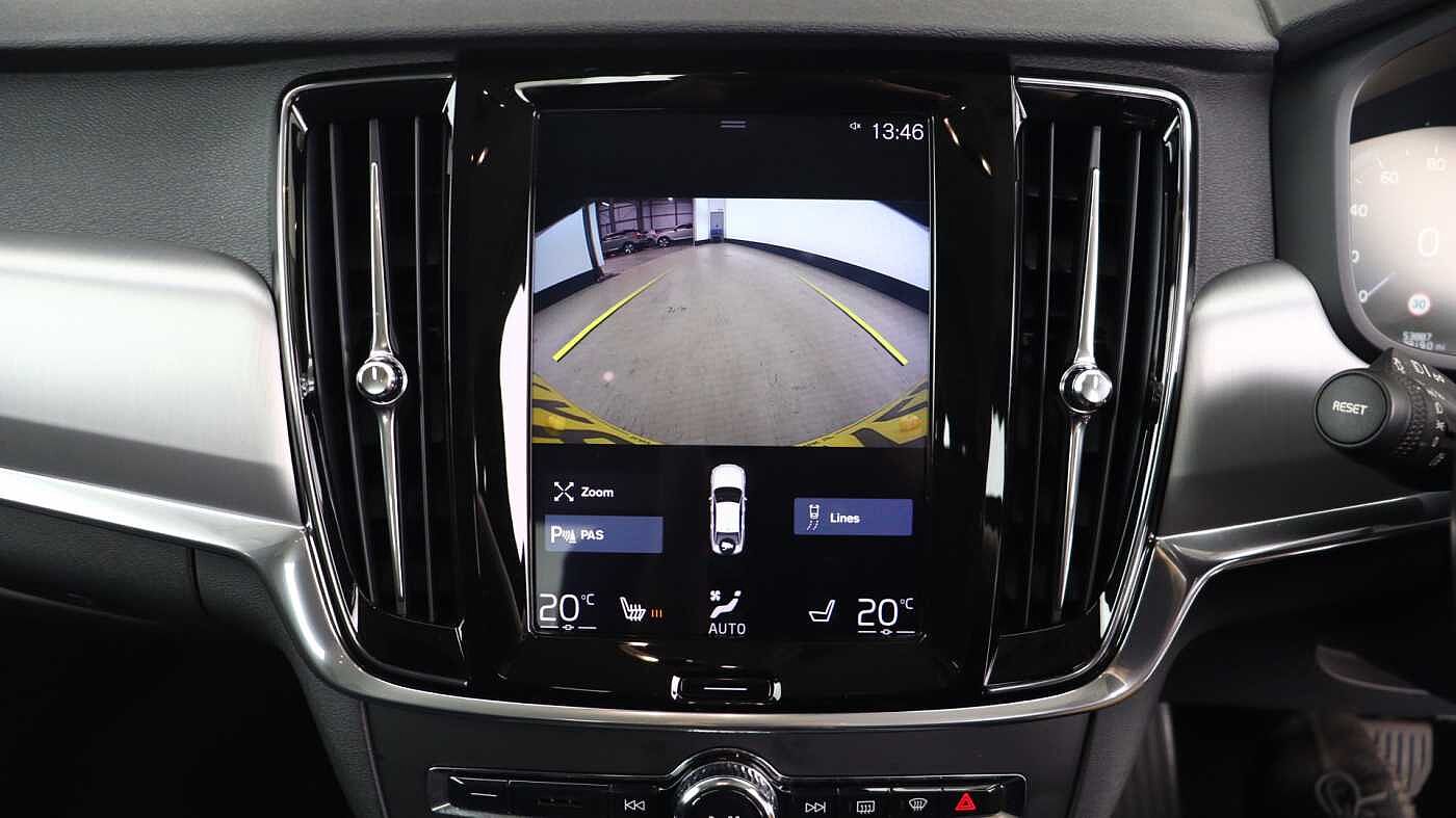 Volvo S90 D4 Momentum Auto (Pilot Assist, Winter Pack, Bluetooth)