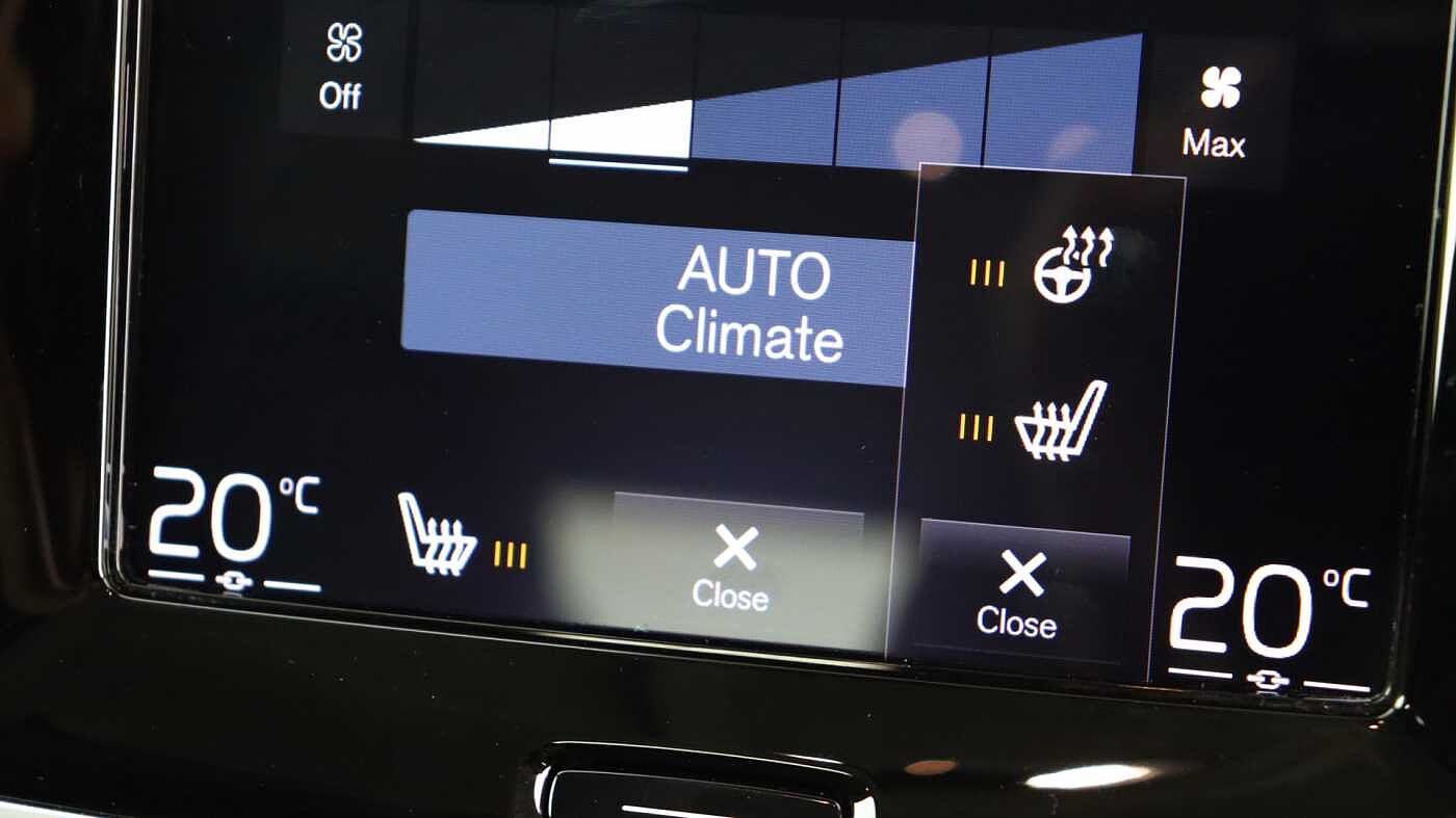 Volvo S90 D4 Momentum Auto (Pilot Assist, Winter Pack, Bluetooth)