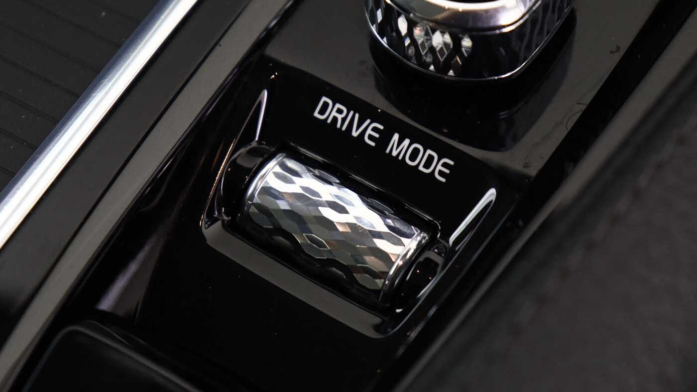 Volvo S90 D4 Momentum Auto (Pilot Assist, Winter Pack, Bluetooth)