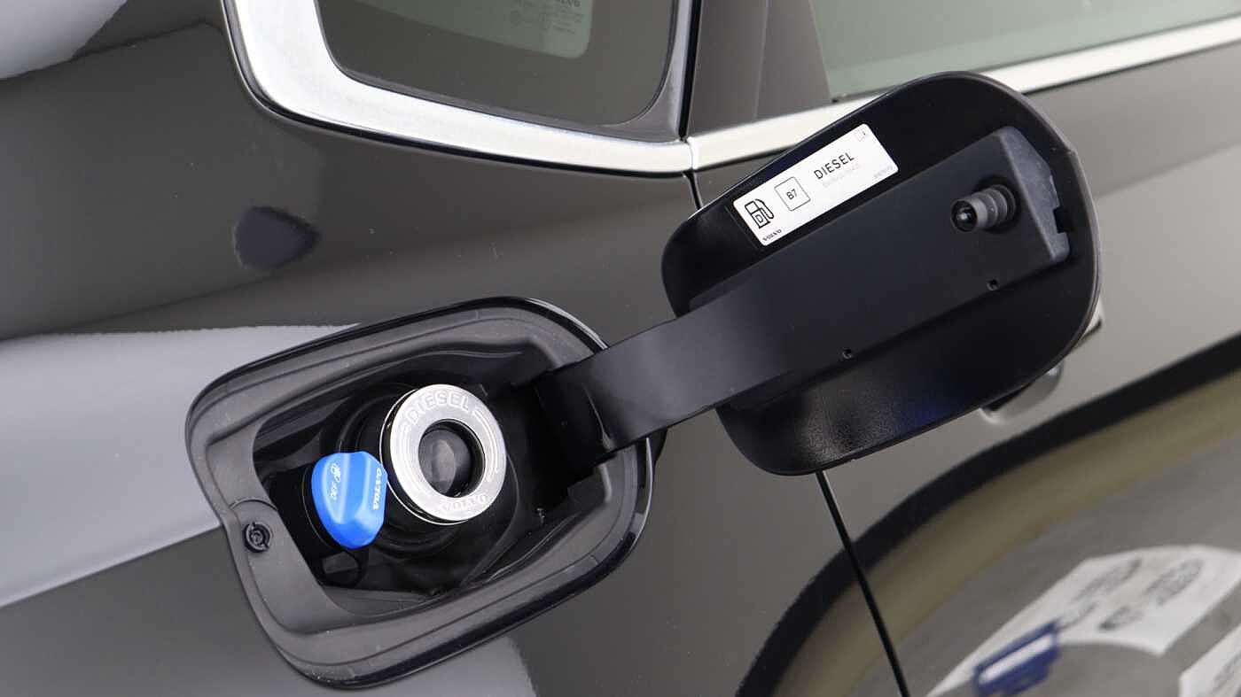 Volvo S90 D4 Momentum Auto (Pilot Assist, Winter Pack, Bluetooth)