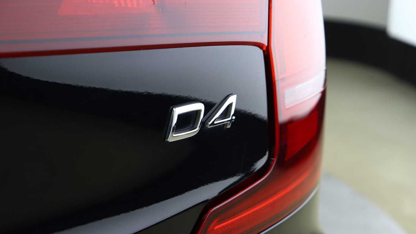 Volvo S90 D4 Momentum Auto (Pilot Assist, Winter Pack, Bluetooth)