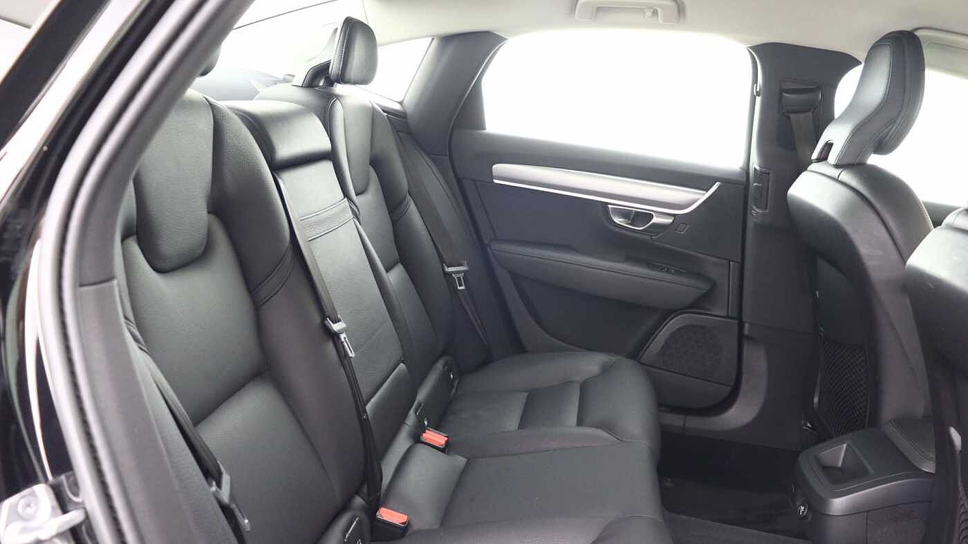 Volvo S90 D4 Momentum Auto (Pilot Assist, Winter Pack, Bluetooth)