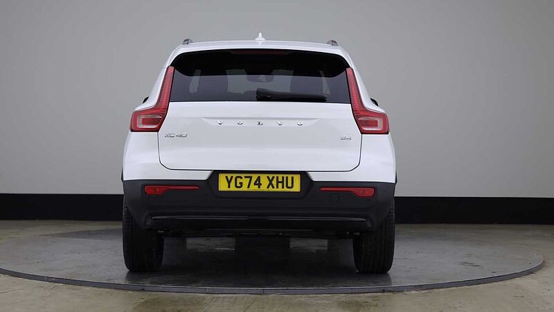 Volvo XC40 B4 (P) Ultra Dark Auto (Sunroof, 360 Camera, BLIS)