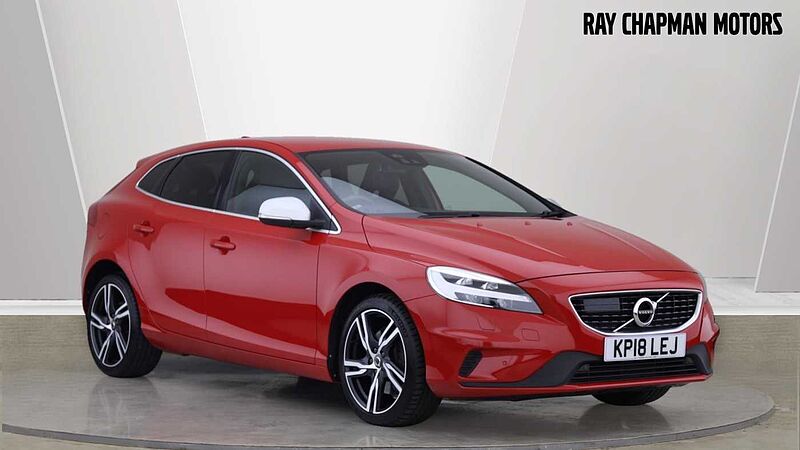 Volvo V40 T2 R-Design Pro Auto (SatNav, Rear Park Assist, BLIS)