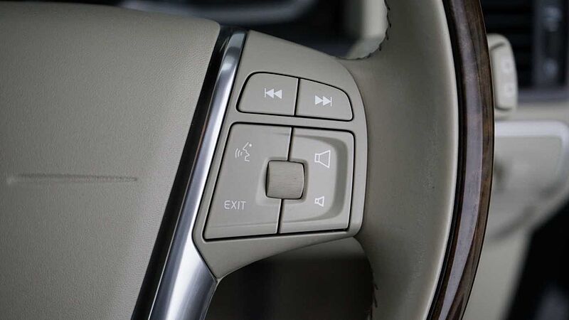 Volvo XC70 D5 AWD SE Lux (Driver Support, Winter Pack, Premium Sound, Air Suspension)
