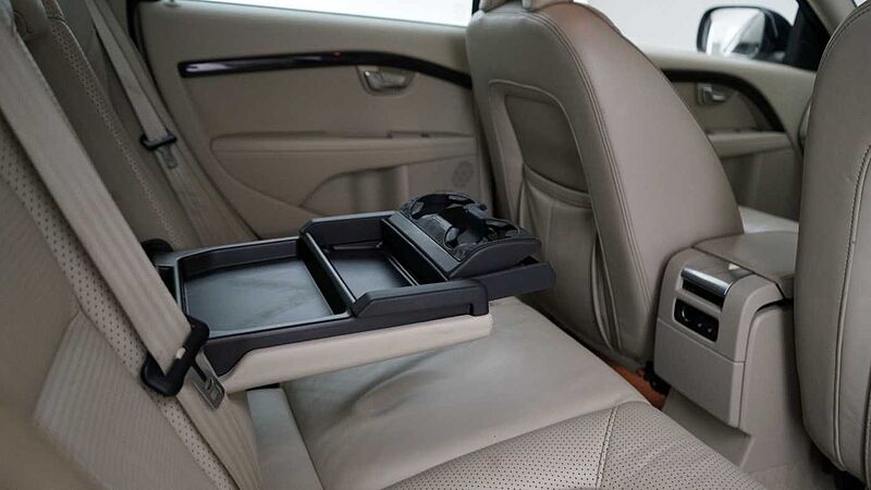 Volvo XC70 D5 AWD SE Lux (Driver Support, Winter Pack, Premium Sound, Air Suspension)