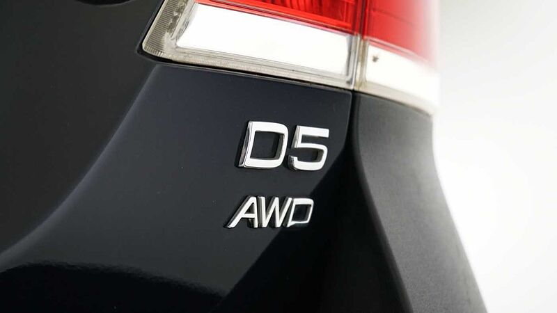 Volvo XC70 D5 AWD SE Lux (Driver Support, Winter Pack, Premium Sound, Air Suspension)
