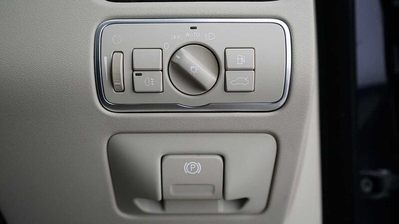 Volvo XC70 D5 AWD SE Lux (Driver Support, Winter Pack, Premium Sound, Air Suspension)