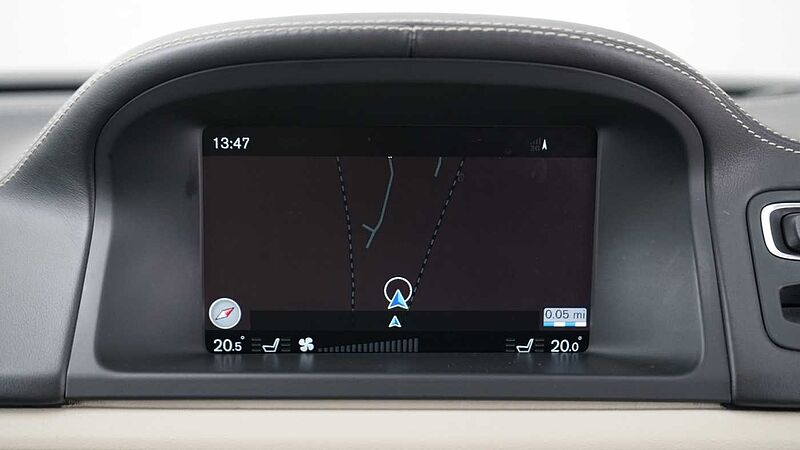Volvo XC70 D5 AWD SE Lux (Driver Support, Winter Pack, Premium Sound, Air Suspension)