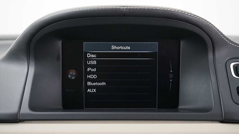 Volvo XC70 D5 AWD SE Lux (Driver Support, Winter Pack, Premium Sound, Air Suspension)