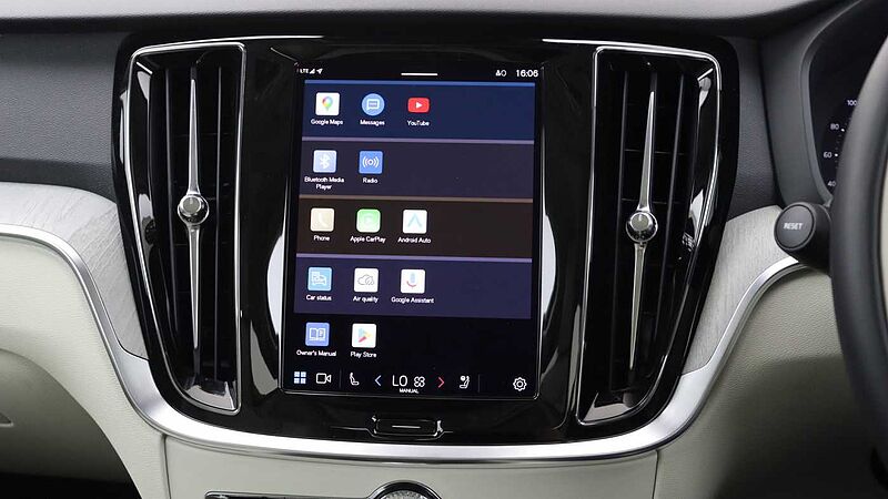 Volvo V60 T8 AWD PHEV Ultra Dark (Blond, Sunroof, Harman Kardon, 360 Camera)
