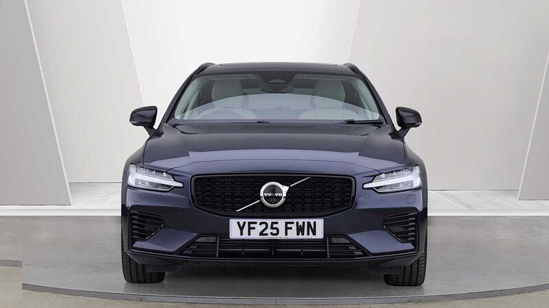 Volvo V60 T8 AWD PHEV Ultra Dark (Blond, Sunroof, Harman Kardon, 360 Camera)