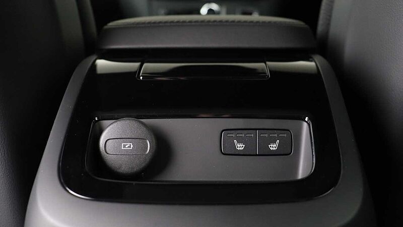 Volvo V60 T8 AWD PHEV Ultra Dark (Sunroof, Upgraded Alloys, Pilot Assist)