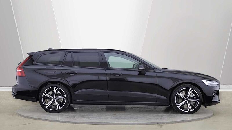 Volvo V60 T8 AWD PHEV Ultra Dark (Sunroof, Upgraded Alloys, Pilot Assist)