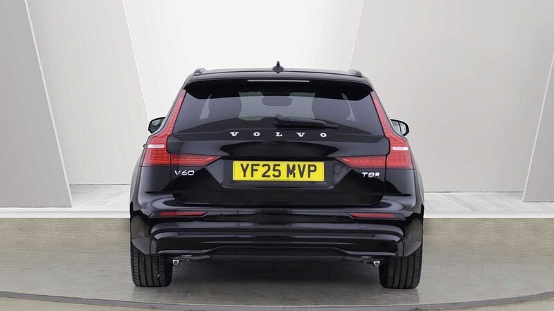 Volvo V60 T8 AWD PHEV Ultra Dark (Sunroof, Upgraded Alloys, Pilot Assist)