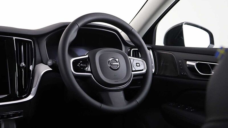 Volvo V60 T8 AWD PHEV Ultra Dark (Sunroof, Upgraded Alloys, Pilot Assist)