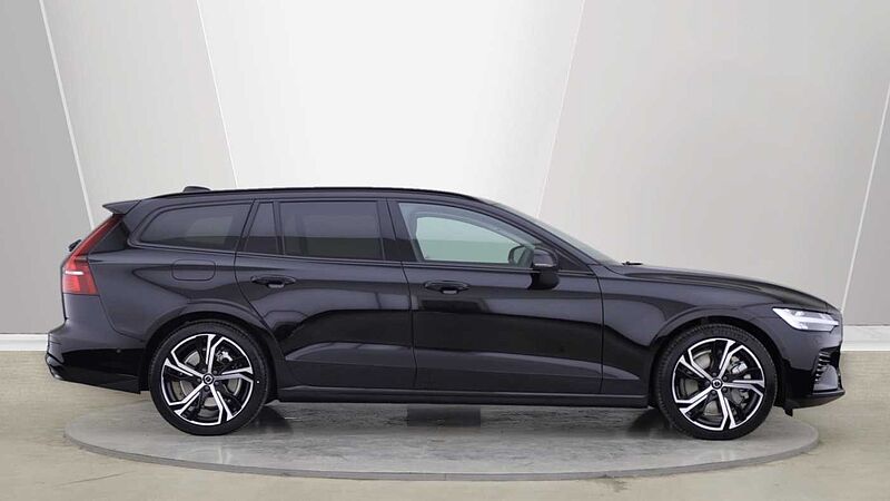 Volvo V60 T8 AWD PHEV Ultra Dark (Sunroof, Upgraded Alloys, Pilot Assist)